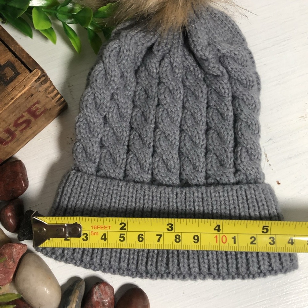 Hat Infant Toddler Knitted Stretch Hat  w/ Faux Fur NWOT 3-18 Months Gray Cable - Picture 7 of 11